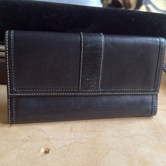 Handbags - Coach Leatherwear Wallet